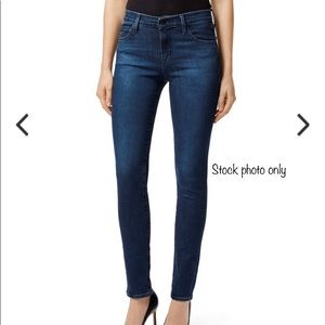 NWOT J Brand Maria High Rise Skinny Jeans Commit Size 26